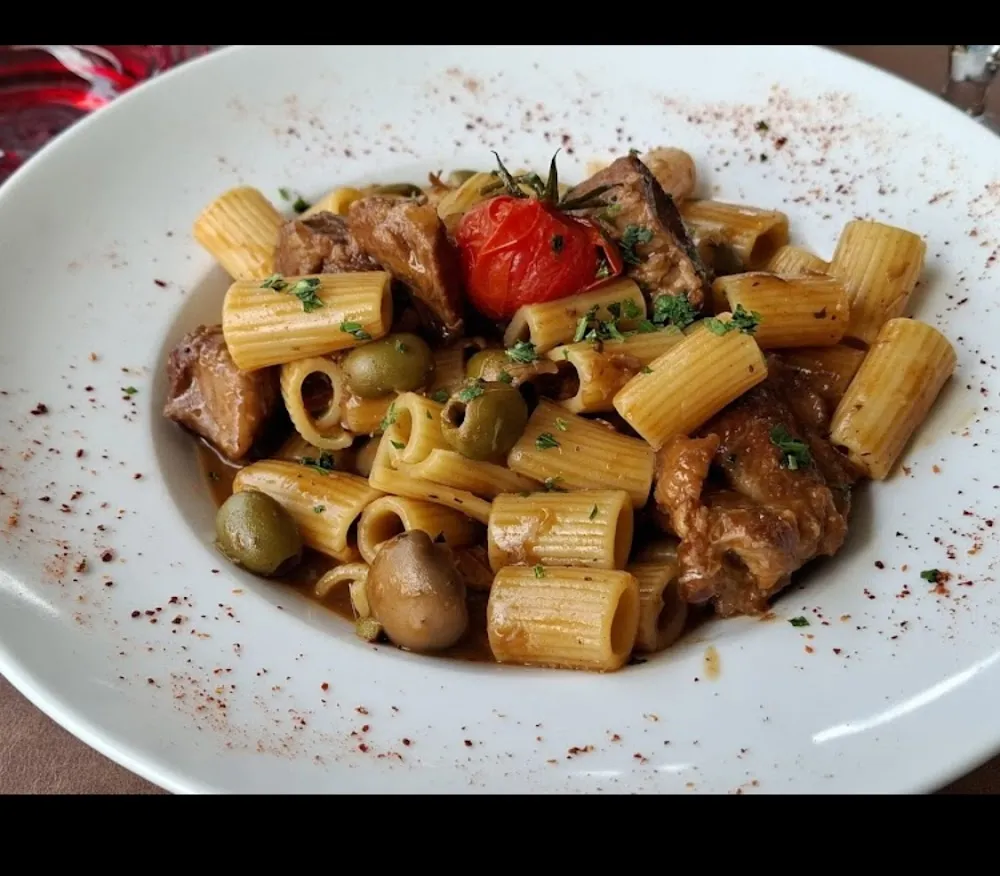Sauté de Veau Aux Olives